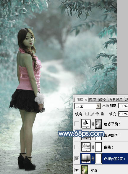 Photoshop打造梦幻的青蓝色春季树景美女图片